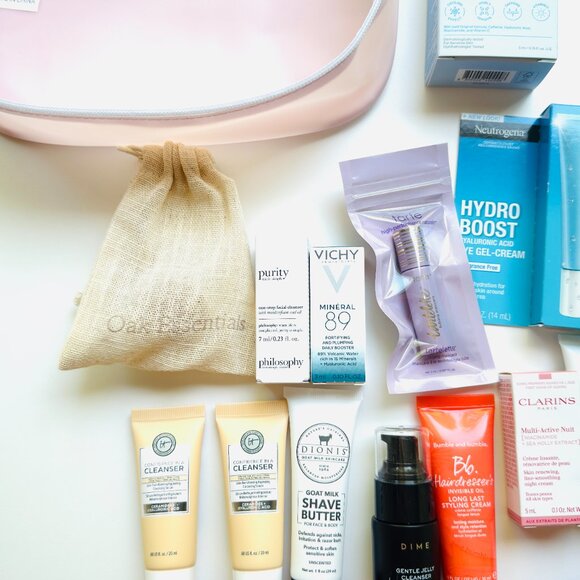 3686 MAKEUP AND SKINCARE HUGE BUNDLE - Picture 3 of 5